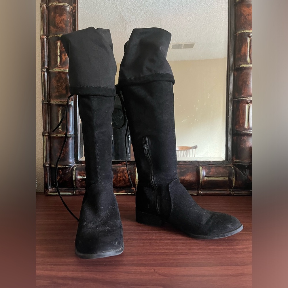 Black Boots